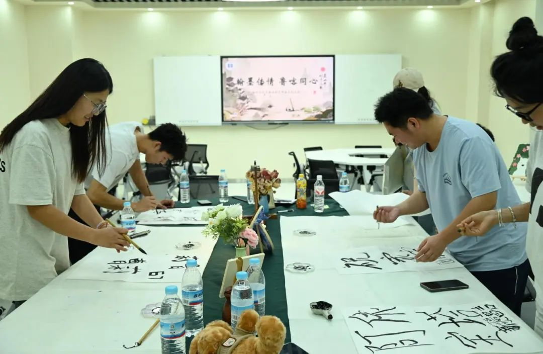 翰墨傳情，魯喀同心——南山書院與喀什職業技術學院攜手深化文化交融